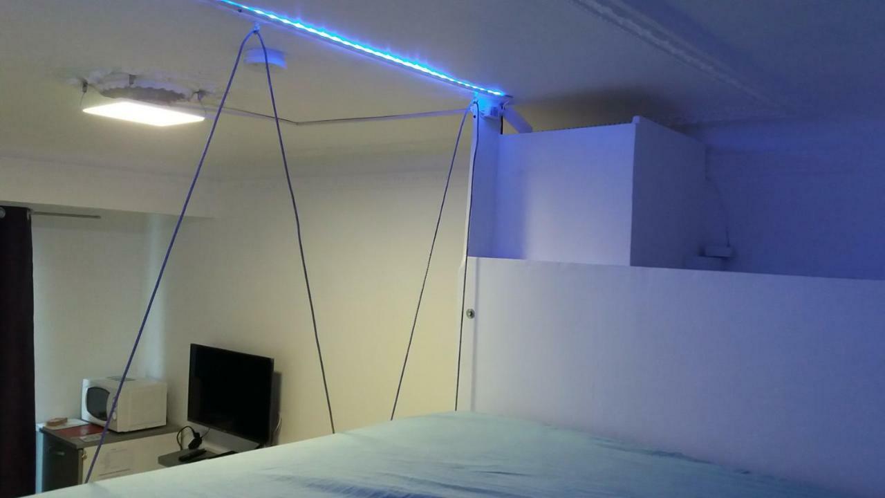 Апартаменты Nice Apart Backpackers S5 Экстерьер фото