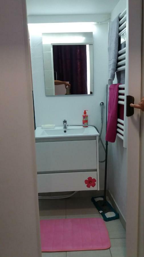 Апартаменты Nice Apart Backpackers S5 Экстерьер фото